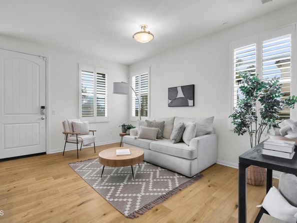 900 N Primrose Lane A, Azusa CA 91702