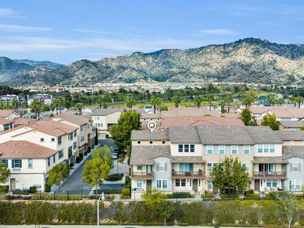 900 N Primrose Lane A, Azusa CA 91702