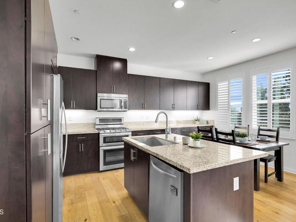 900 N Primrose Lane A, Azusa CA 91702