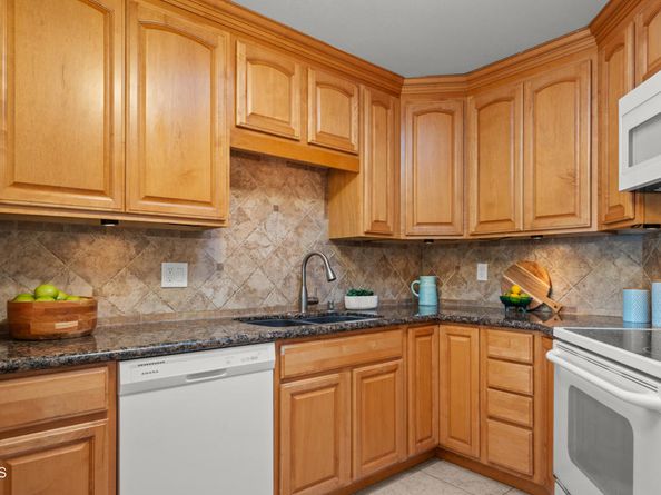 4499 Via Marisol 321, Los Angeles CA 90042