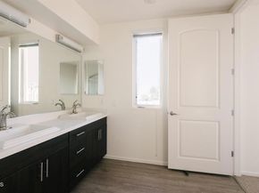124 W Colorado Street 404, Glendale CA 91204