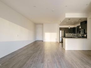 124 W Colorado Street 404, Glendale CA 91204