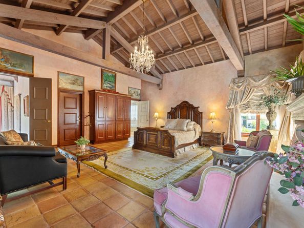 1205 Linda Vista Avenue, Pasadena CA 91103