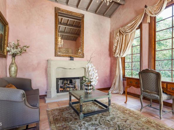 1205 Linda Vista Avenue, Pasadena CA 91103