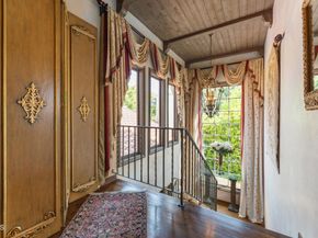 1205 Linda Vista Avenue, Pasadena CA 91103