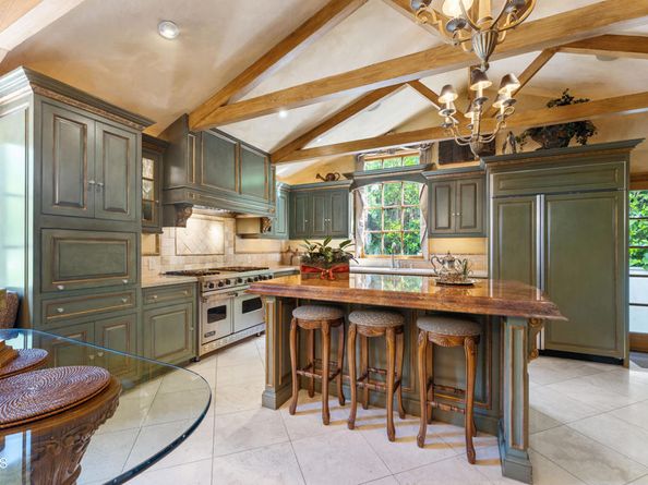 1205 Linda Vista Avenue, Pasadena CA 91103