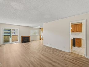 320 E Stocker Street 205, Glendale CA 91207