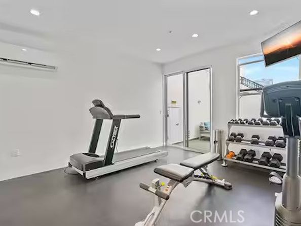 939 S Broadway 203, Los Angeles CA 90015