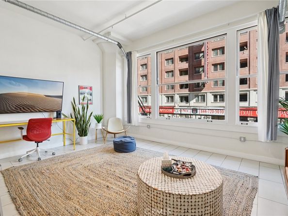 939 S Broadway 203, Los Angeles CA 90015