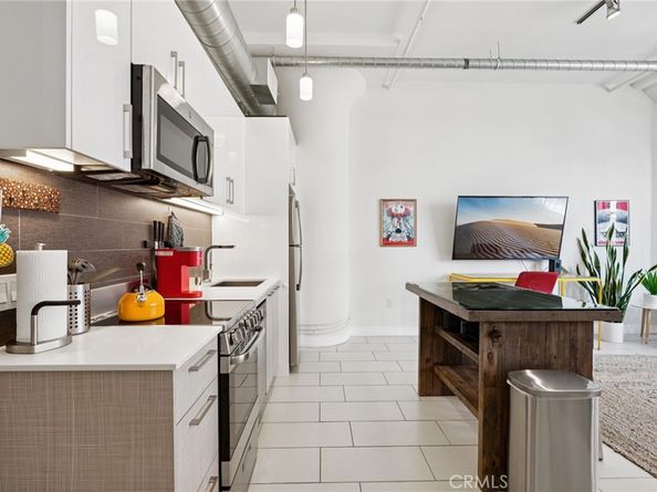 939 S Broadway 203, Los Angeles CA 90015