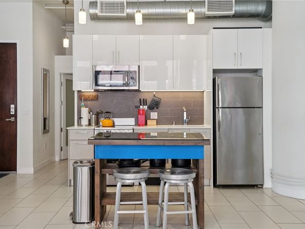 939 S Broadway 203, Los Angeles CA 90015