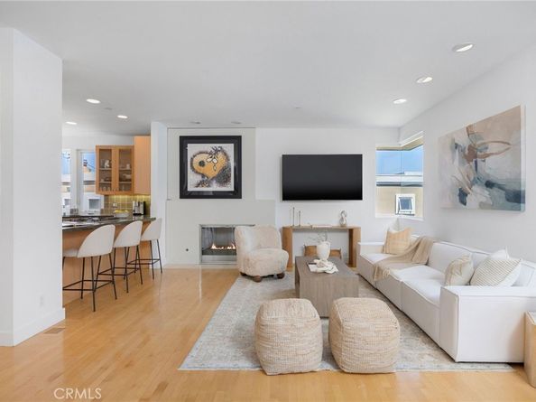 2303 Vista Drive, Manhattan Beach CA 90266