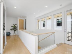 2303 Vista Drive, Manhattan Beach CA 90266