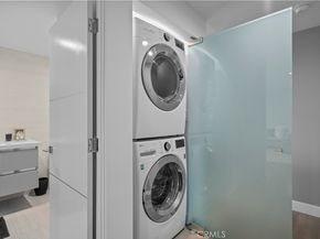 14157 Tiara Street 101, Sherman Oaks CA 91401