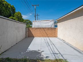 2951 Baltic Avenue, Long Beach CA 90810