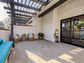 5 Cordoba Court, Manhattan Beach CA 90266