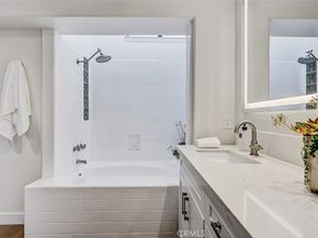 5 Cordoba Court, Manhattan Beach CA 90266