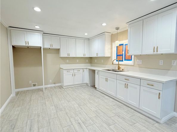 838 E 99th, Los Angeles CA 90002