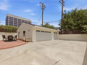 3642 Locust Ave, Long Beach CA 90807