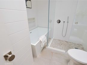 150 The Village 6, Redondo Beach CA 90277