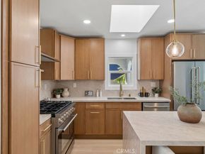 915 N Valley, Burbank CA 91505