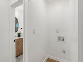 915 N Valley, Burbank CA 91505