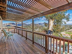 12886 Castle Court, Lakeside CA 92040