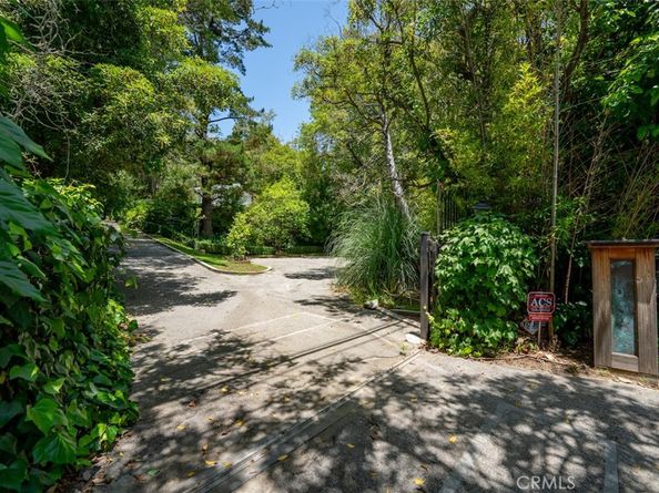 9171 Hazen Drive, Beverly Hills CA 90210