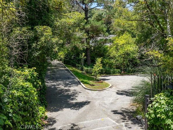 9171 Hazen Drive, Beverly Hills CA 90210