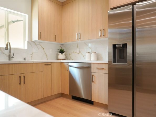 17063 Knapp Street, Northridge CA 91325