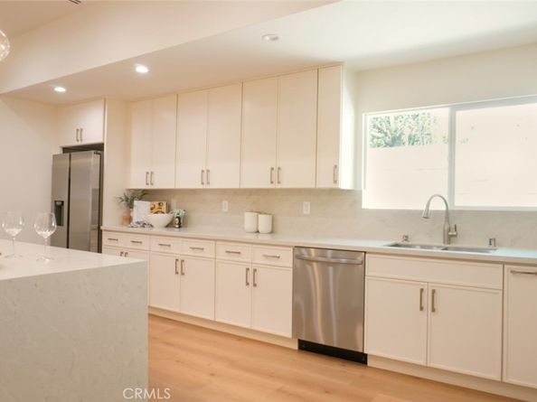 17063 Knapp Street, Northridge CA 91325