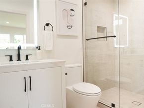 17063 Knapp Street, Northridge CA 91325