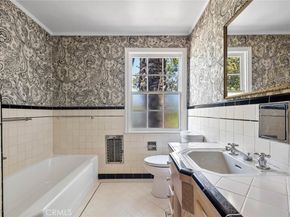 15454 Sutton Street, Sherman Oaks CA 91403