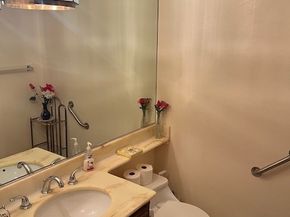 4454 Ventura Canyon Avenue 304, Sherman Oaks CA 91423