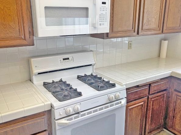 4454 Ventura Canyon Avenue 304, Sherman Oaks CA 91423