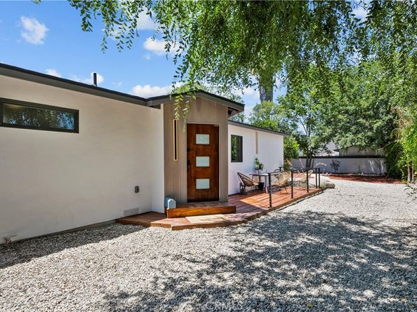 261 N Oak Avenue, Pasadena CA 91107