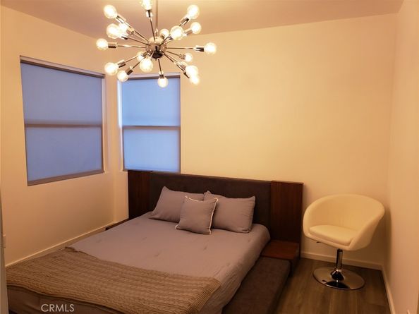 261 N Oak Avenue, Pasadena CA 91107