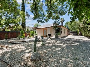 261 N Oak Avenue, Pasadena CA 91107