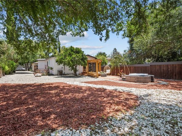 261 N Oak Avenue, Pasadena CA 91107