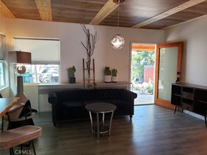 261 N Oak Avenue, Pasadena CA 91107