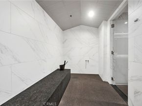 877 Francisco Street 821, Los Angeles CA 90017