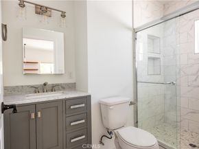 8961 Etiwanda Avenue, Northridge CA 91325