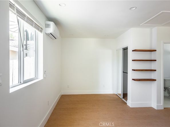 8961 Etiwanda Avenue, Northridge CA 91325