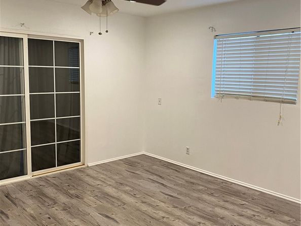 8961 Etiwanda Avenue, Northridge CA 91325