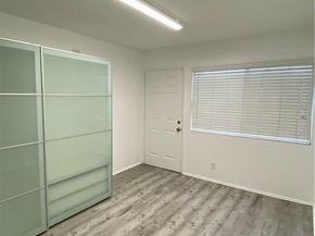 8961 Etiwanda Avenue, Northridge CA 91325