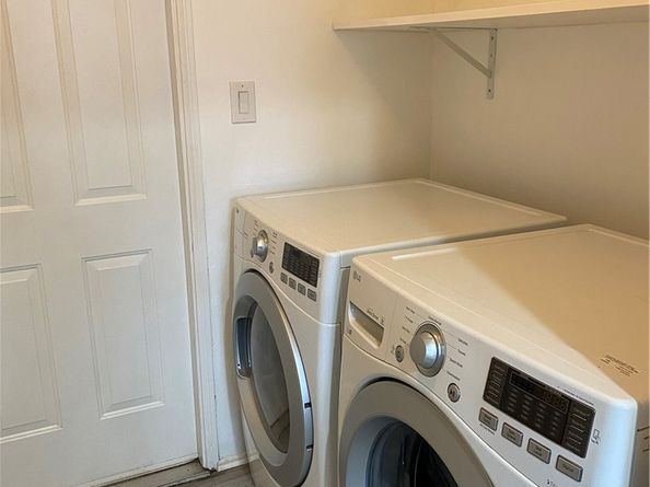 8961 Etiwanda Avenue, Northridge CA 91325