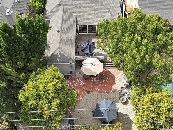 22051 Avenue San Luis, Woodland Hills CA 91364