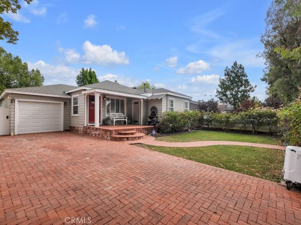 22051 Avenue San Luis, Woodland Hills CA 91364