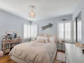 22051 Avenue San Luis, Woodland Hills CA 91364