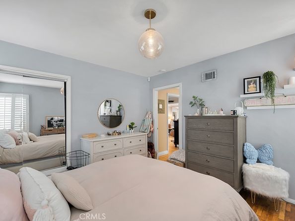 22051 Avenue San Luis, Woodland Hills CA 91364